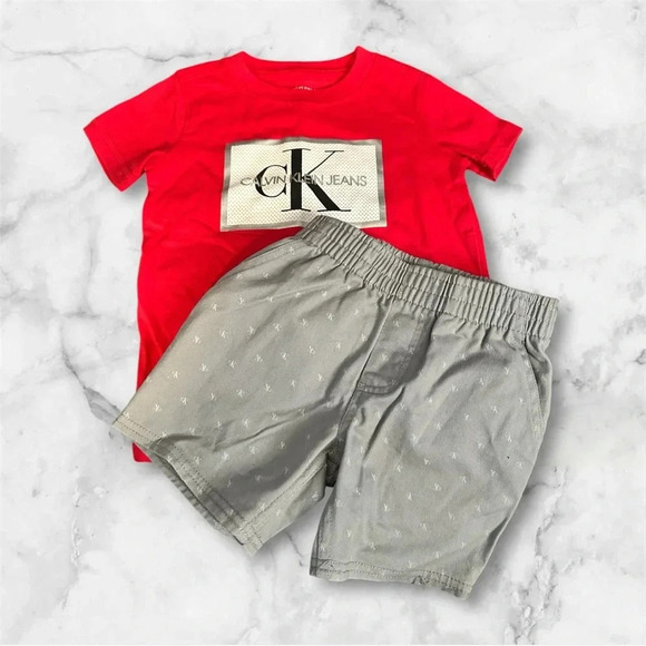 Calvin Klein Jeans Other - Baby boys Calvin Klein 2 piece set- t-shirt and shorts sz 24months nwt 010